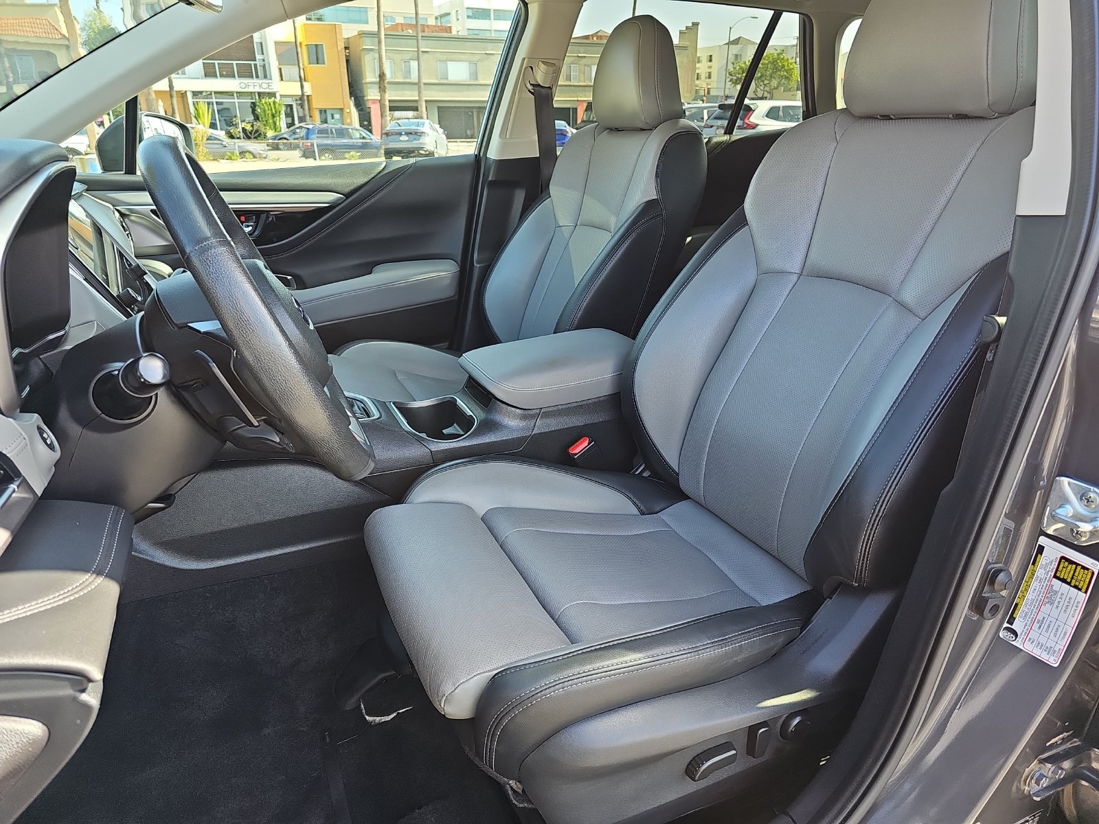 Used 2022 Subaru Outback Limited AWD/4WD image 16