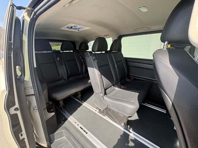 Used 2019 Mercedes-Benz Metris Passenger image 24
