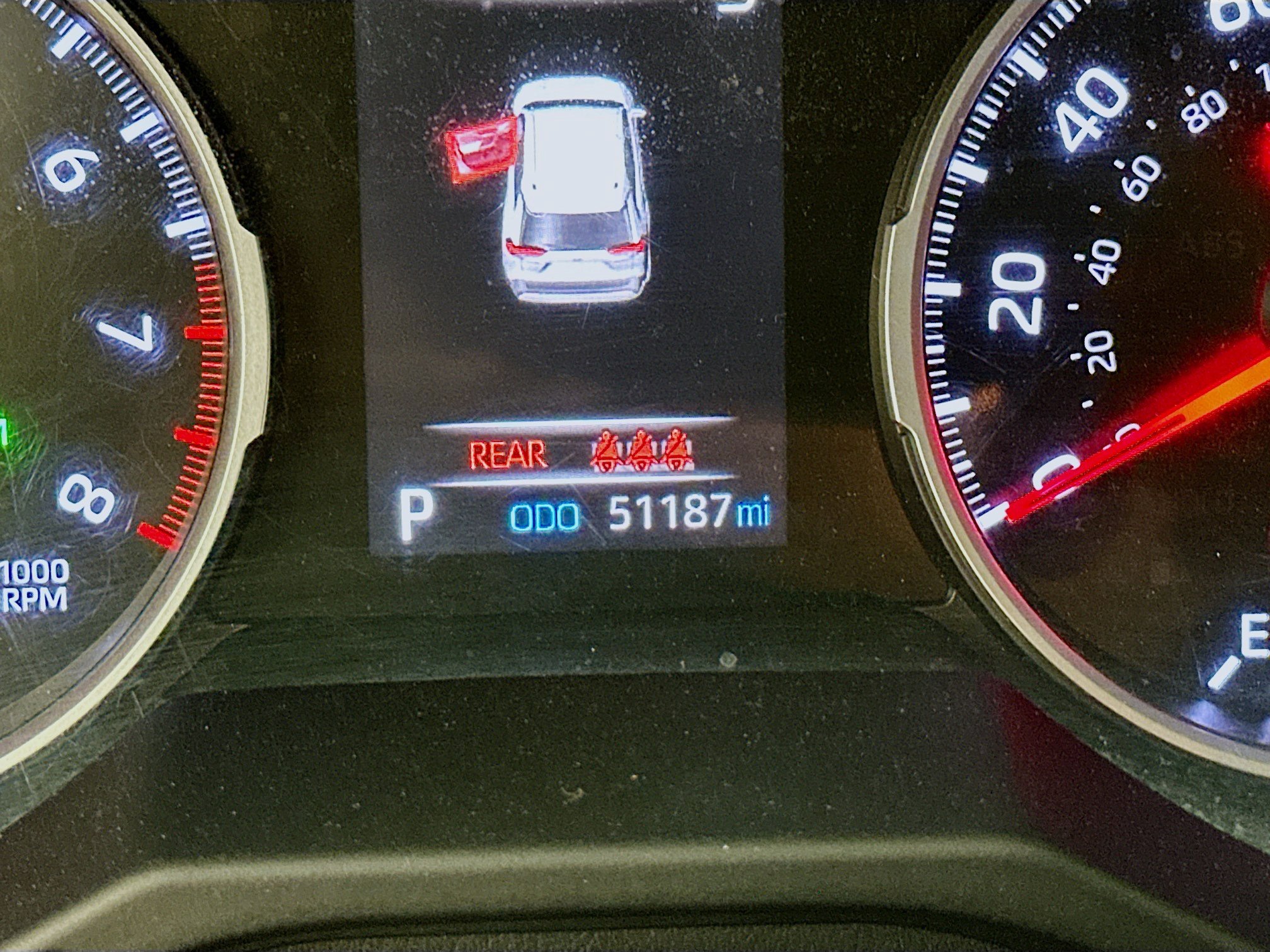 Used 2021 Toyota RAV4 XLE w/ XLE Grade Weather Package FWD image 19