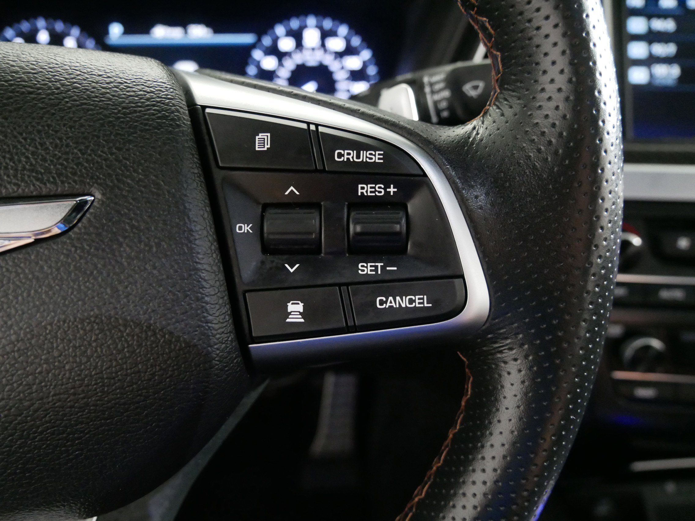 Used 2020 Genesis G80 3.3T Sport image 28