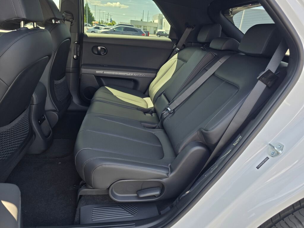 New 2025 Hyundai Ioniq 5 XRT image 32