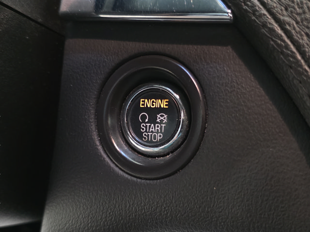 Used 2016 Lincoln MKS FWD image 18