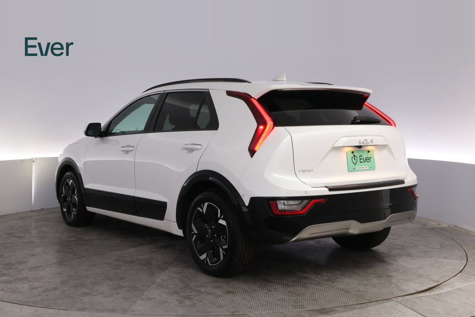 Used 2023 Kia Niro Wave FWD image 17