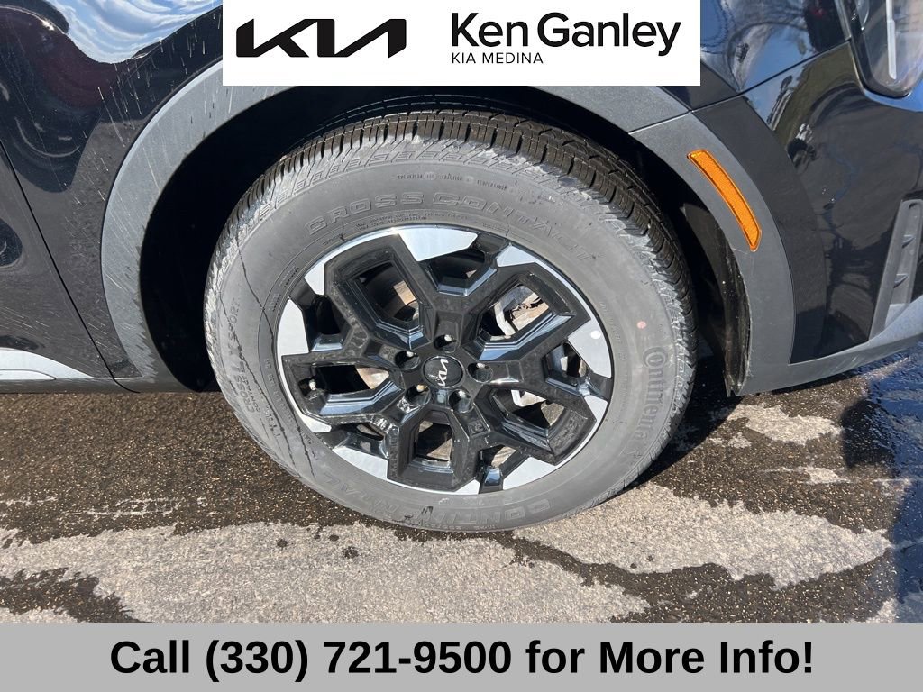 Certified 2025 Kia Sorento S w/ Panoramic Sunroof Package image 22