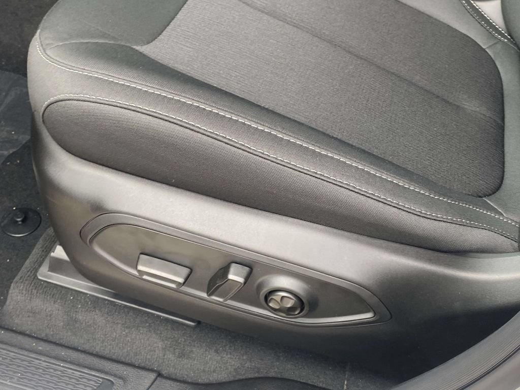New 2026 Jeep Grand Cherokee Laredo RWD image 44
