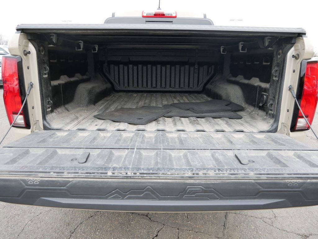 Used 2023 Chevrolet Colorado Z71 w/ Z71 Convenience Package 2 image 10