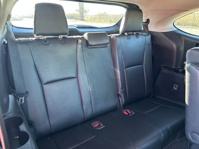 Used 2020 Toyota Highlander XLE image 14