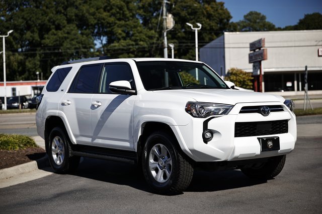 Used 2024 Toyota 4Runner SR5 Premium image 15