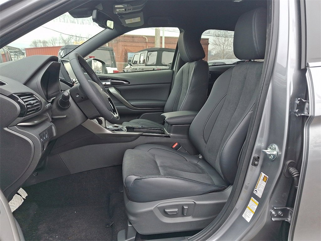 New 2026 Mitsubishi Eclipse Cross Black Edition image 7