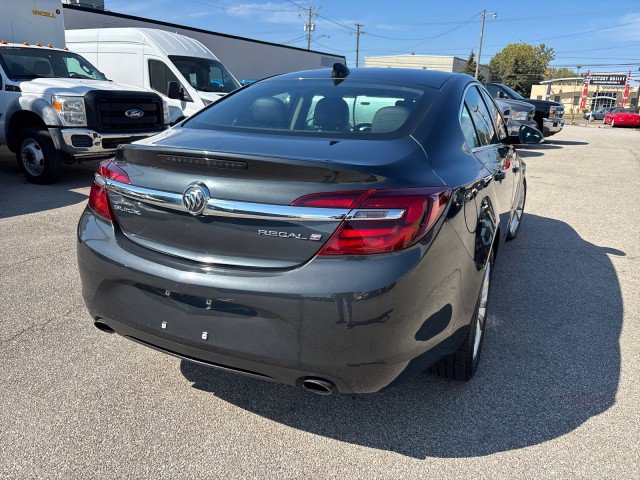 Used 2016 Buick Regal image 5