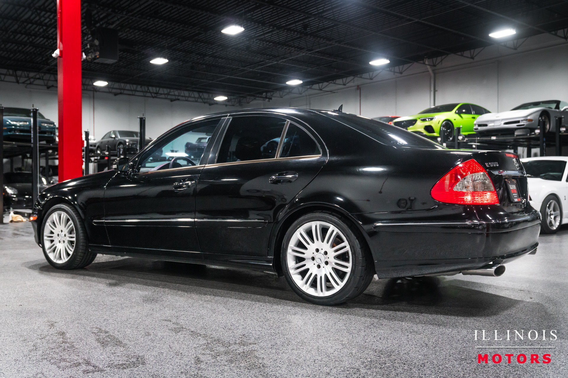 Used 2007 Mercedes-Benz E 550 Sedan image 3