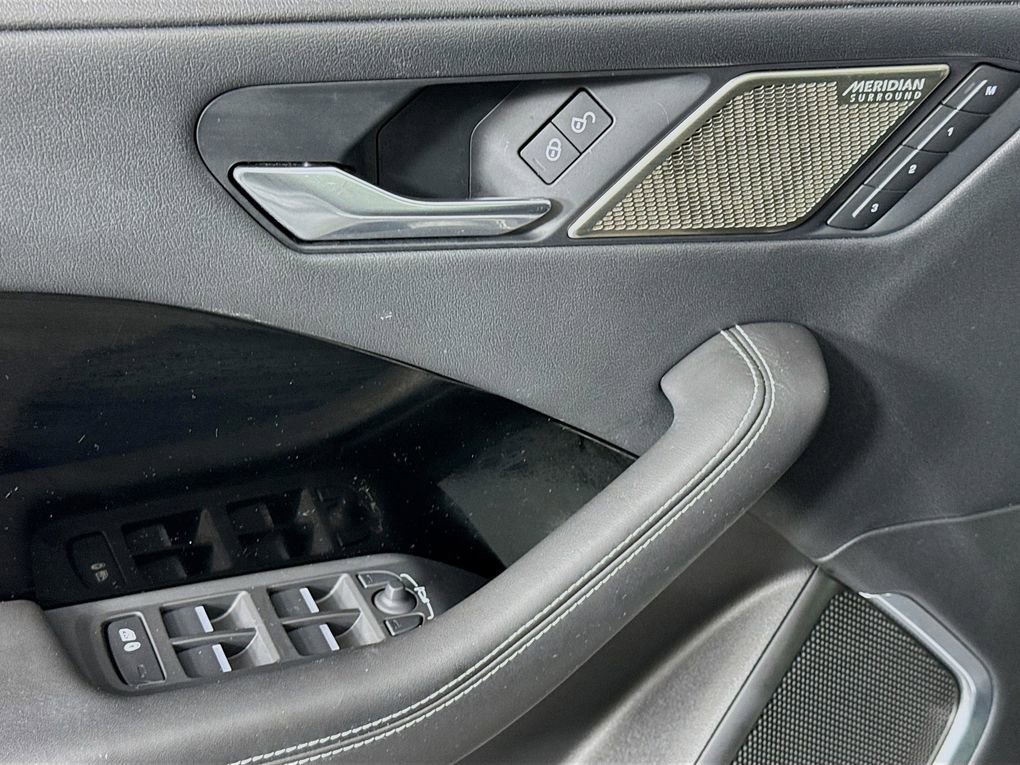 Used 2020 Jaguar I-PACE SE image 18