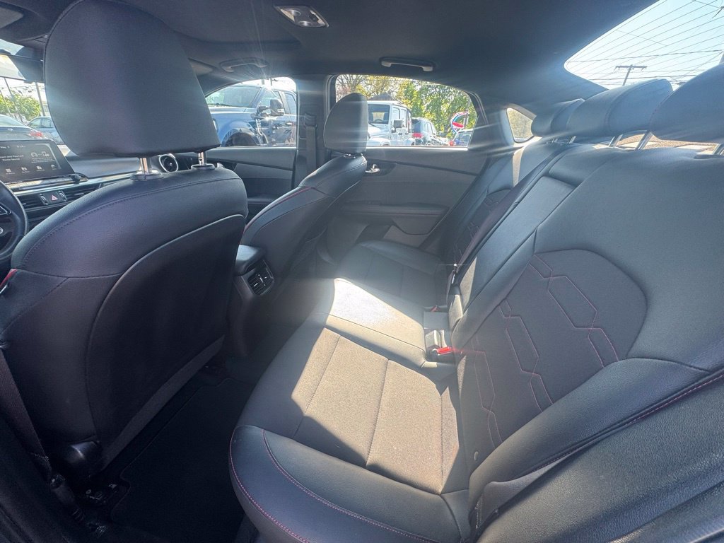Used 2020 Kia Forte GT FWD image 31