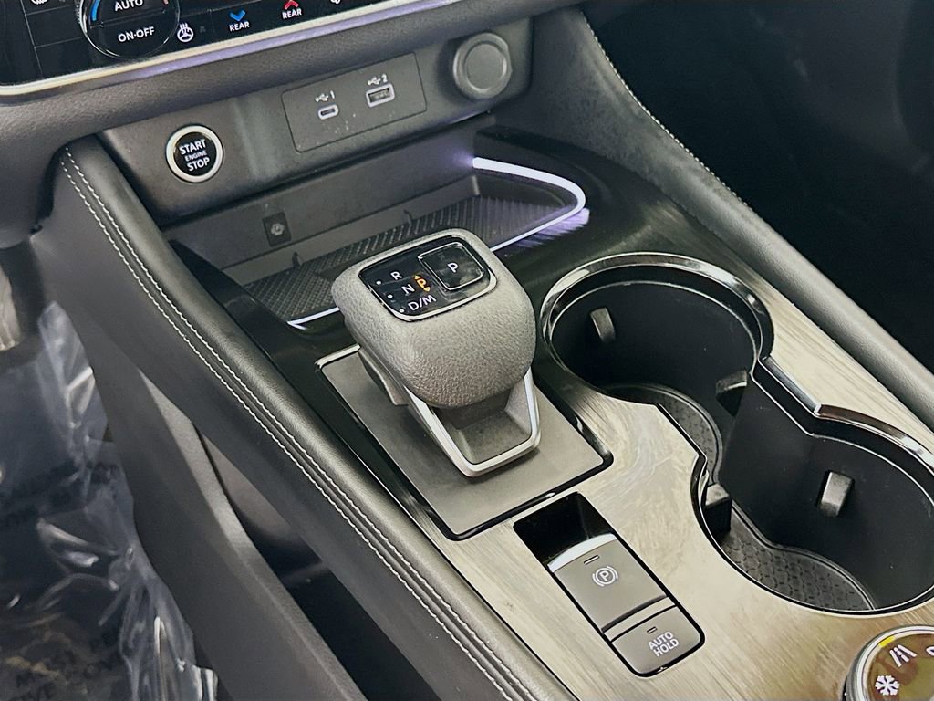 Certified 2023 Nissan Rogue Platinum w/ Platinum Premium Package image 24