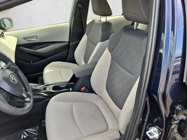 Used 2021 Toyota Corolla LE w/ Carpet Mat Package (TMS) FWD image 15