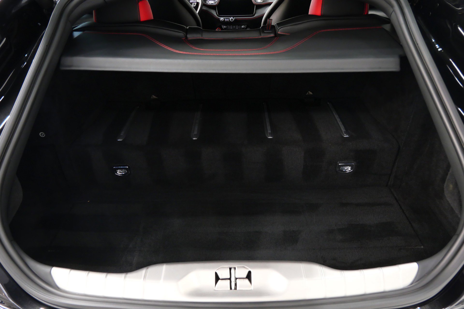 Used 2018 Ferrari GTC4Lusso image 18