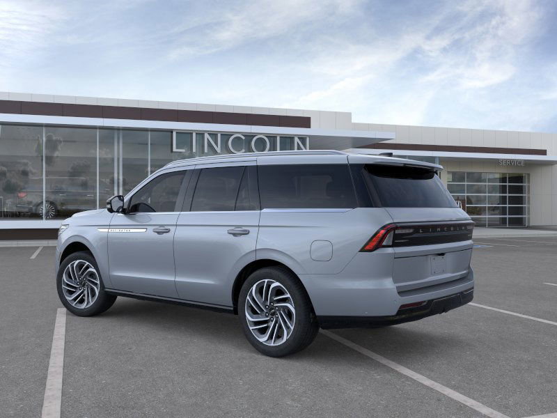 New 2026 Lincoln Navigator Reserve image 4