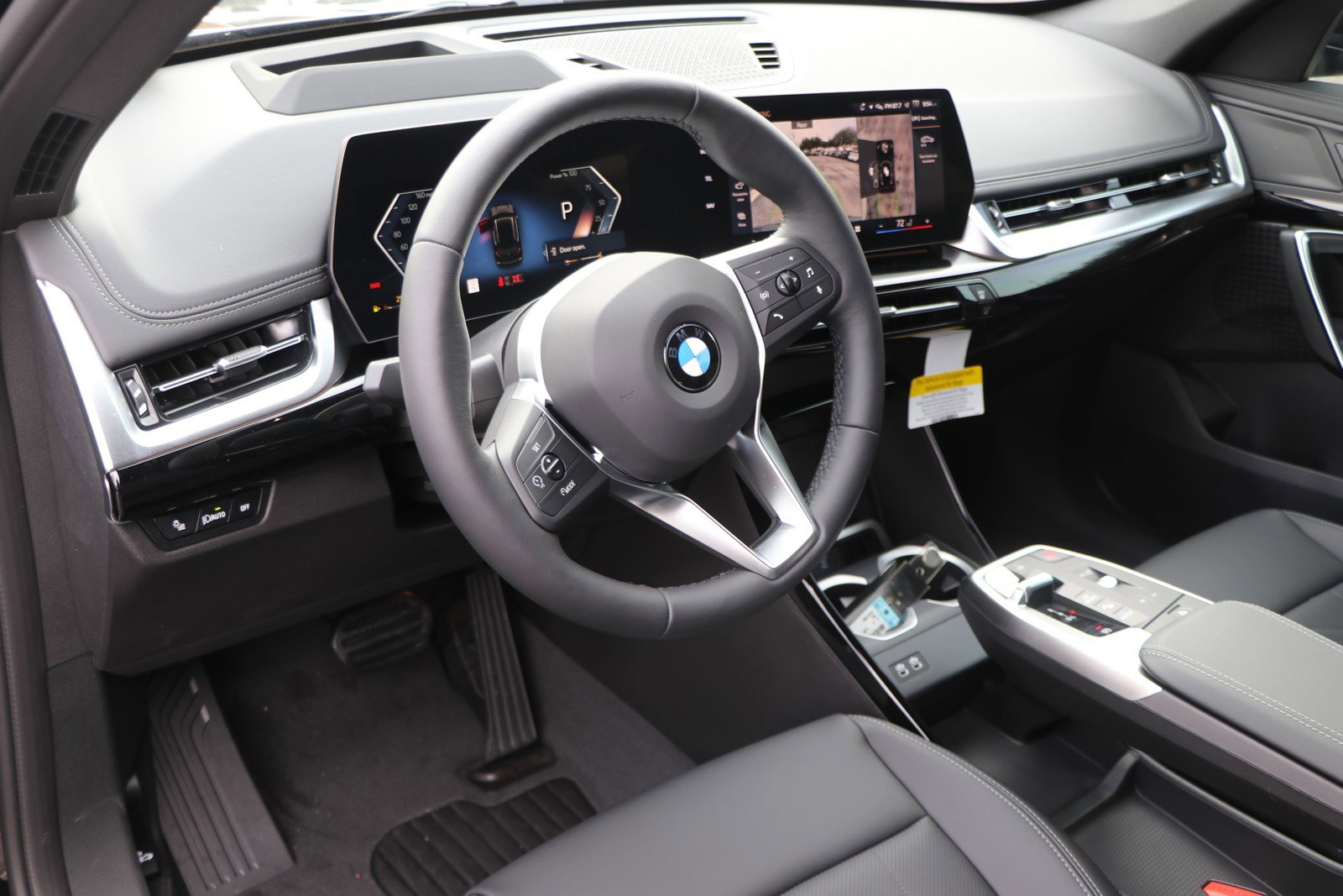 Certified 2025 BMW X1 xDrive28i w/ Technology Package image 14