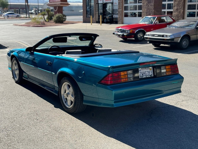 Used 1991 Chevrolet Camaro RS image 8