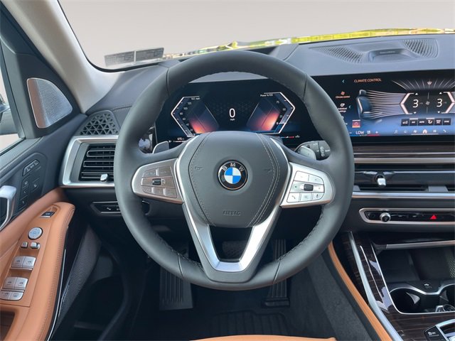 New 2026 BMW X7 xDrive40i w/ Premium Package image 12