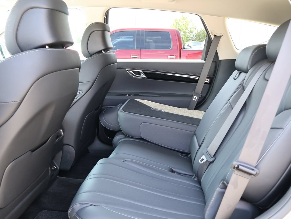 Used 2026 Genesis GV80 2.5T AWD/4WD image 17