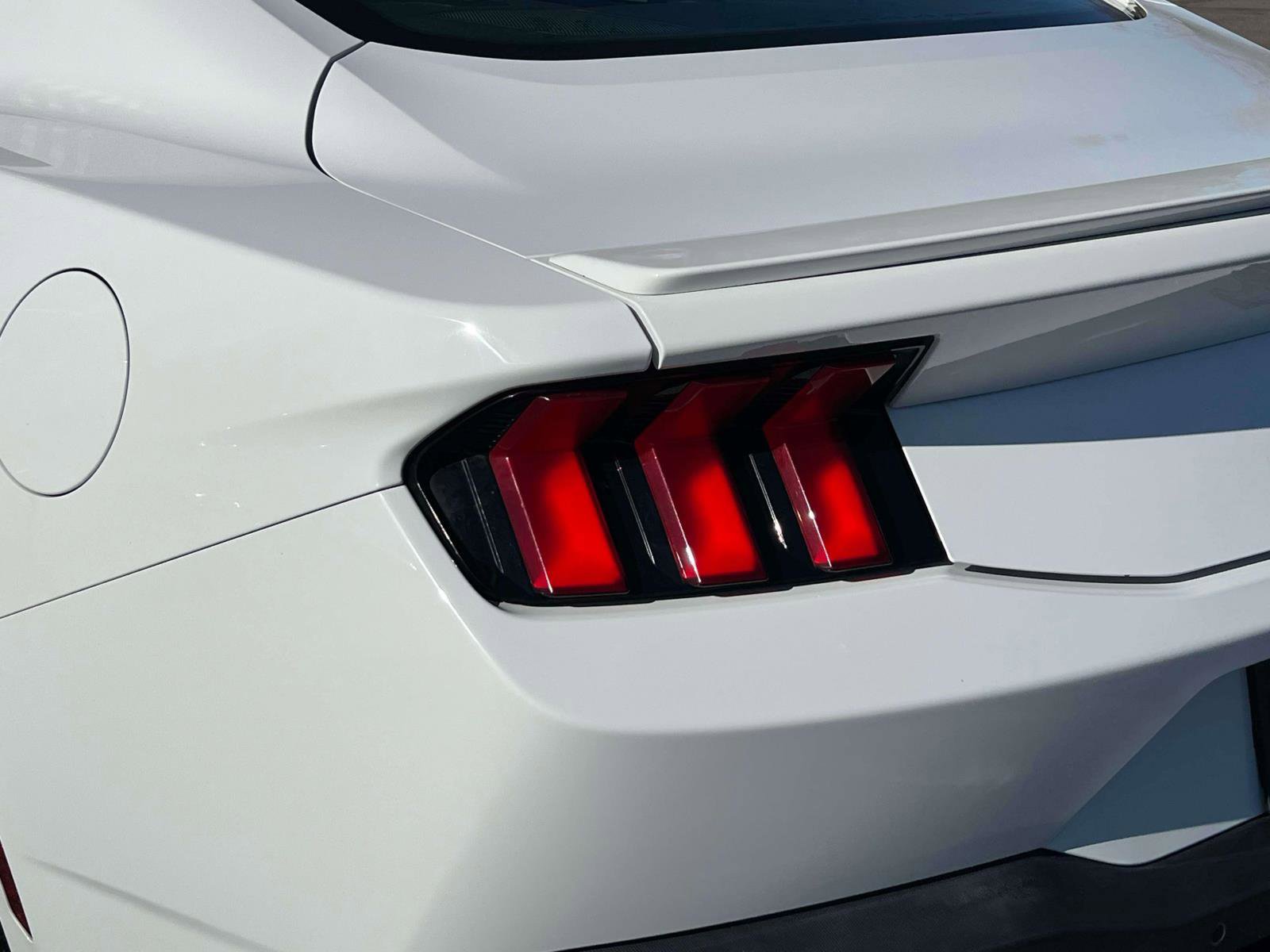 Used 2024 Ford Mustang Premium image 8