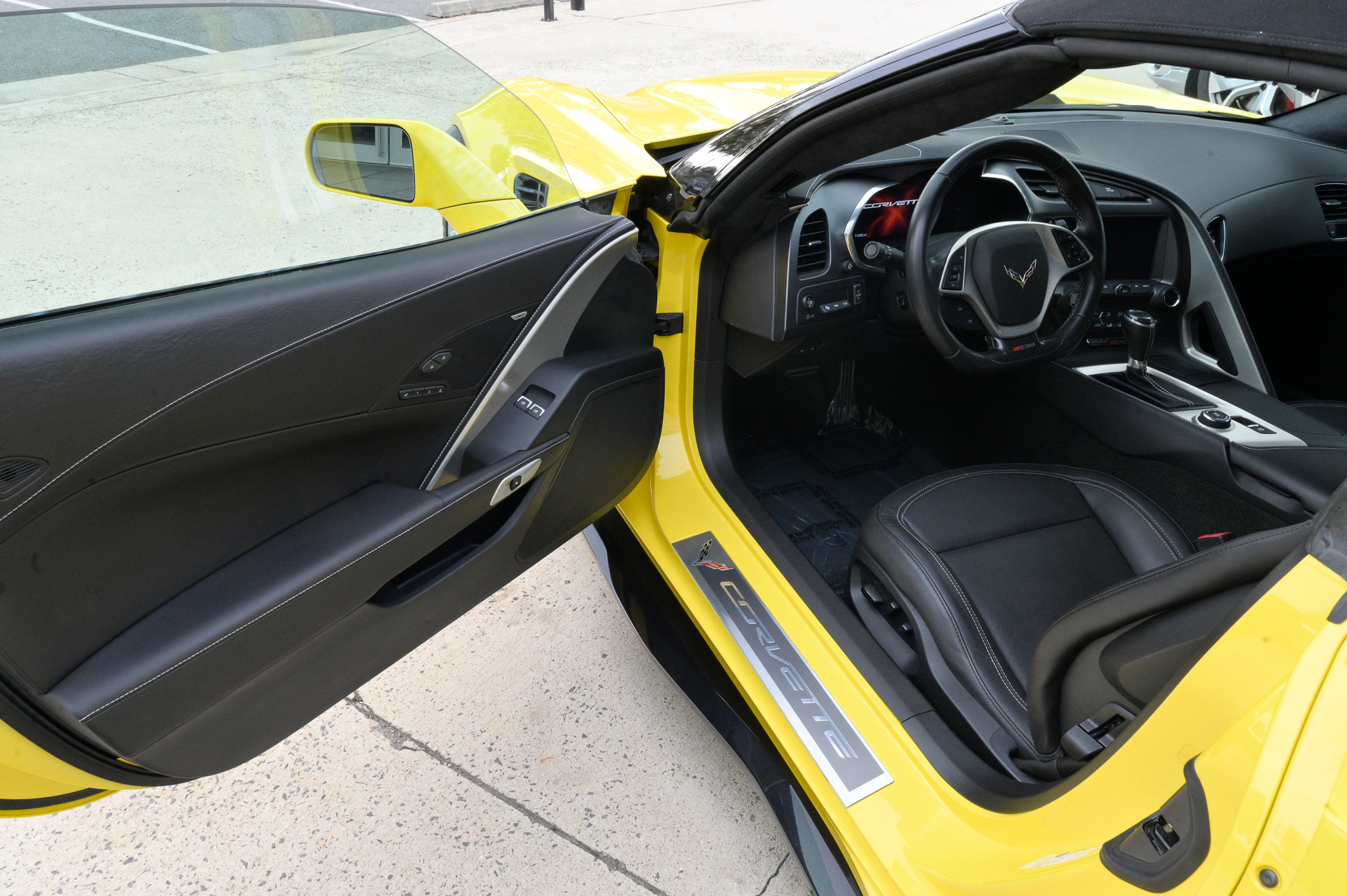 Used 2017 Chevrolet Corvette Z06 image 15