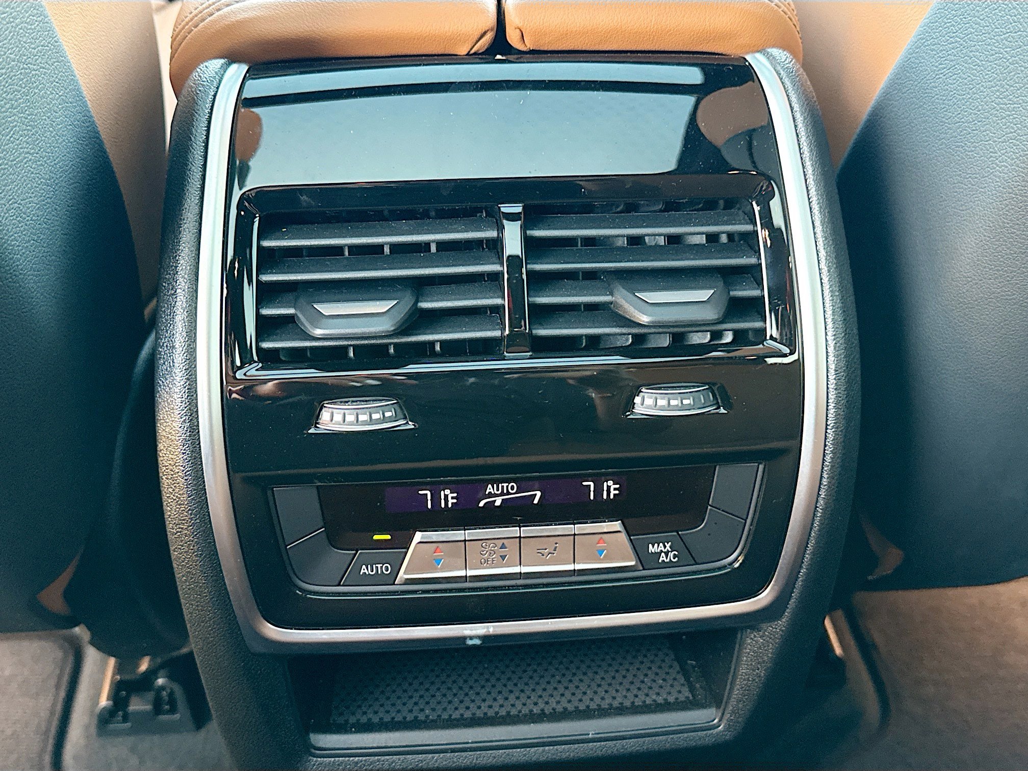 Used 2026 BMW X5 M60i image 21