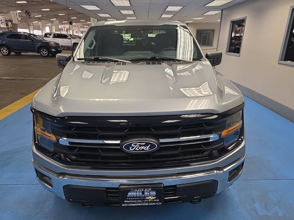Used 2025 Ford F150 XLT w/ Equipment Group 301A Standard AWD/4WD image 18