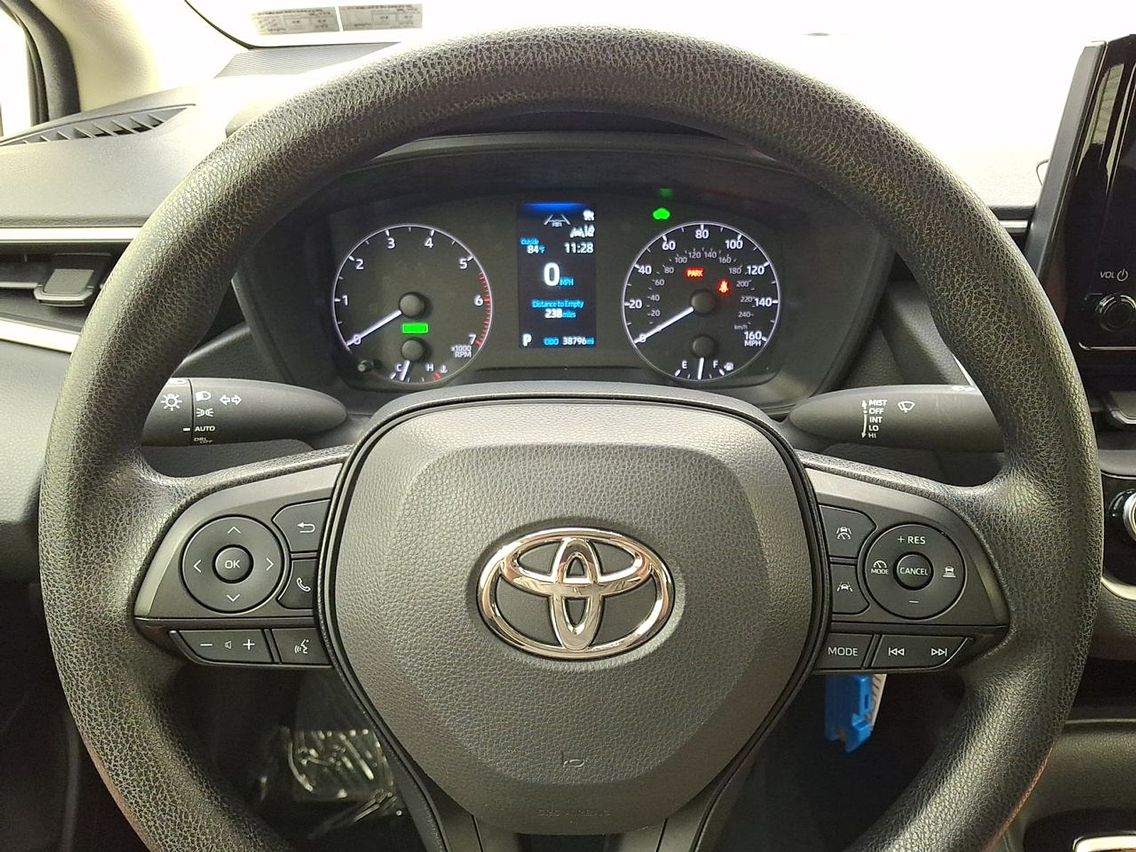 Certified 2025 Toyota Corolla LE FWD image 20