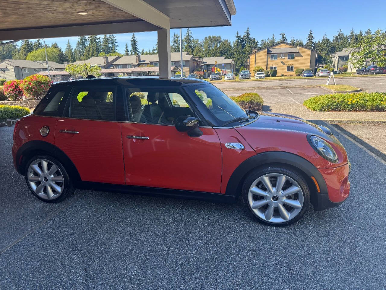 Used 2020 MINI Cooper S FWD image 6