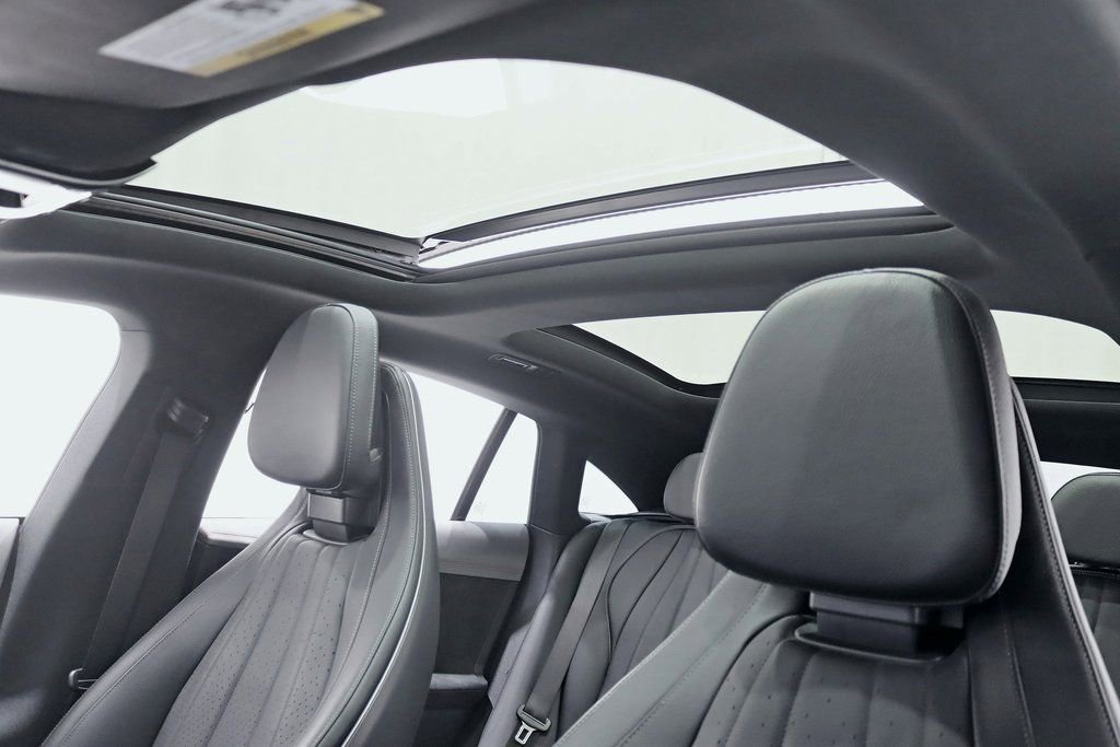 Used 2023 Mercedes-Benz EQE 500 4MATIC Sedan image 30