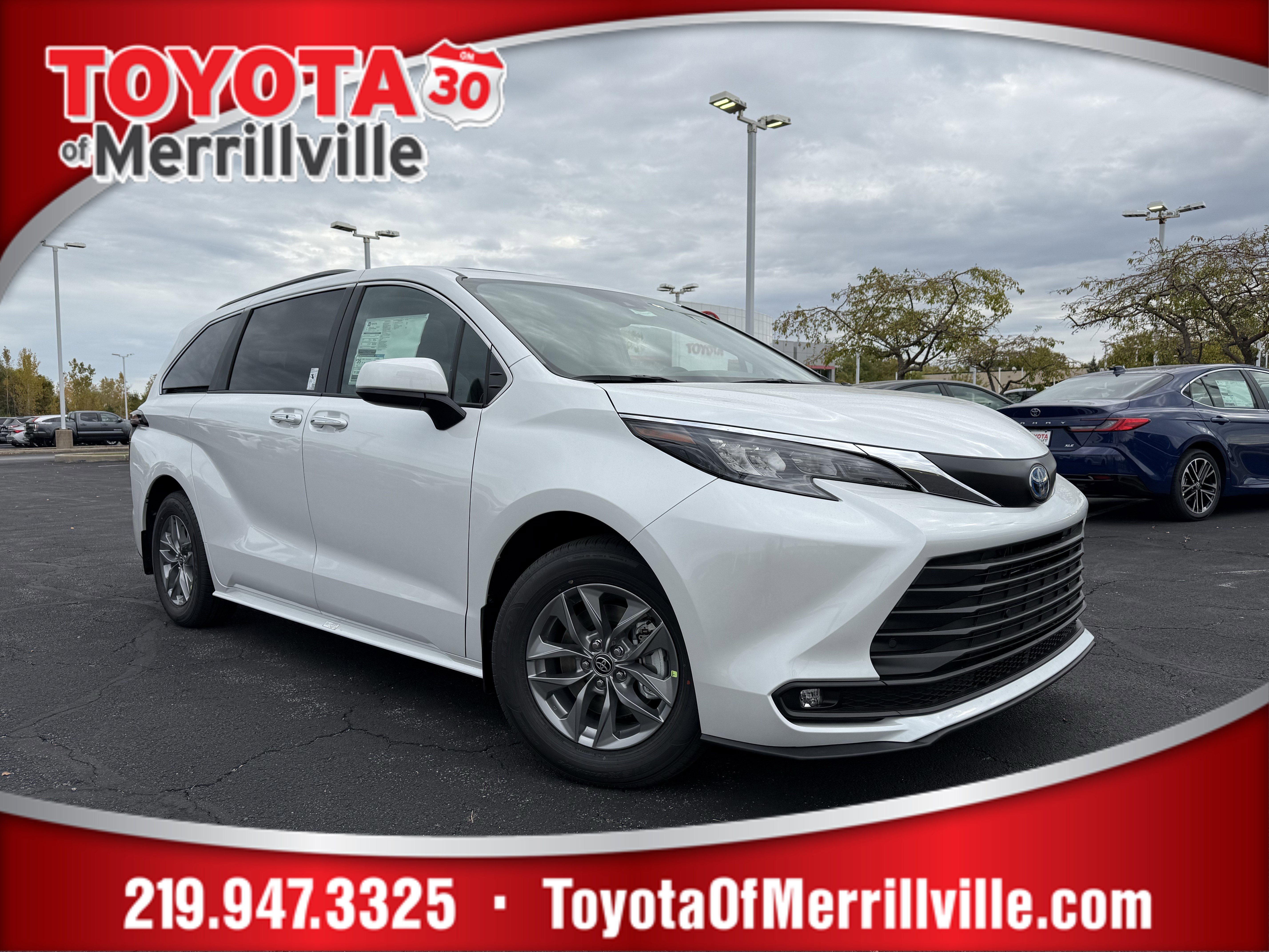 New 2025 Toyota Sienna XLE w/ XLE Plus Package image 1