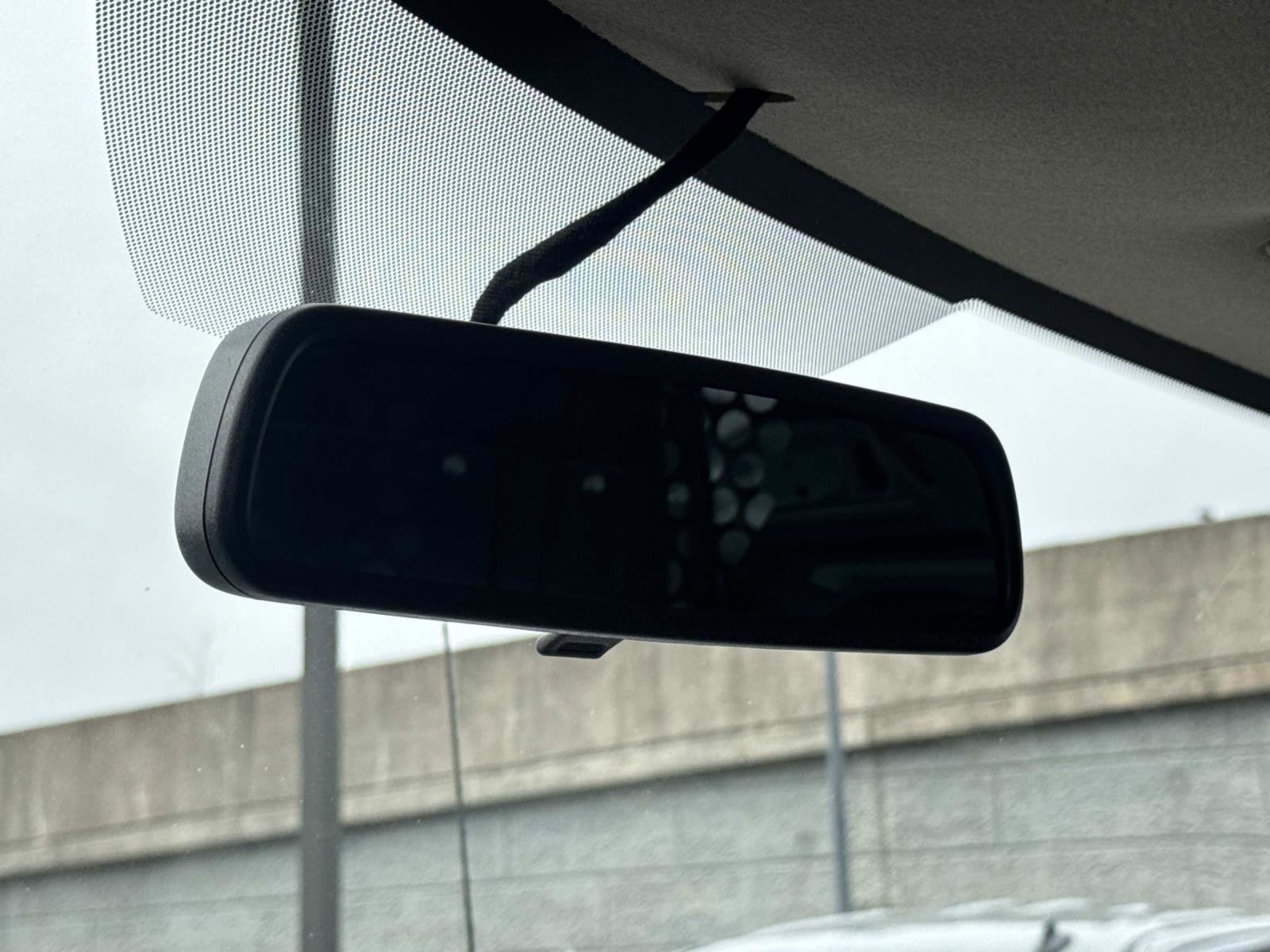 Used 2024 GMC Savana 2500 Work Van w/ Driver Convenience Package image 3