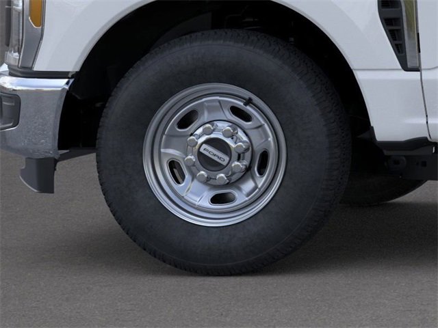 New 2025 Ford F250 XL w/ XL Chrome Package image 19