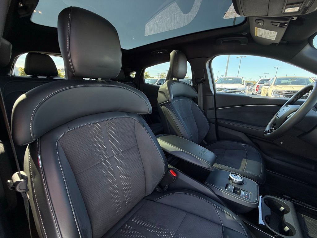 Used 2023 Ford Mustang Mach-E GT w/ GT Performance Edition image 31