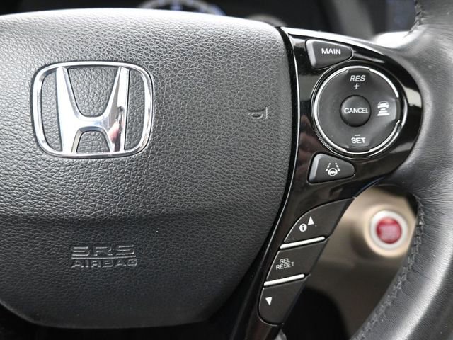 Used 2017 Honda Accord Touring image 28