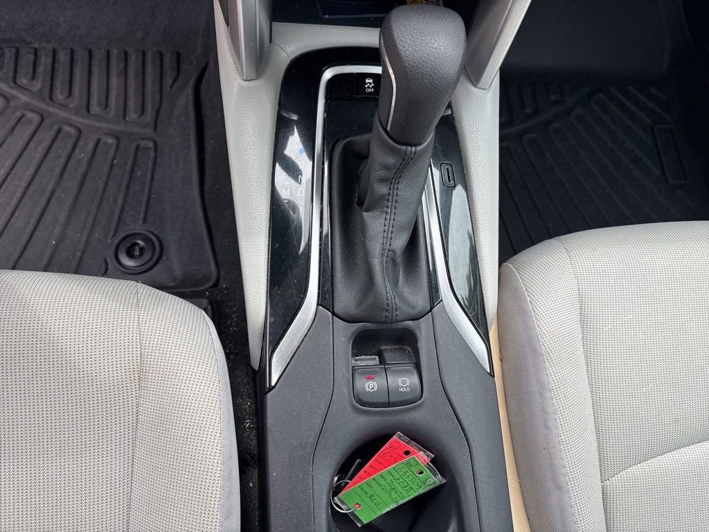 Used 2022 Toyota Corolla Cross LE FWD image 17