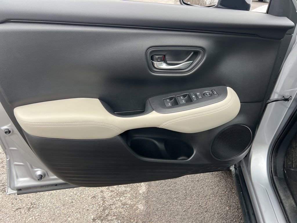 Used 2023 Honda HR-V LX image 20