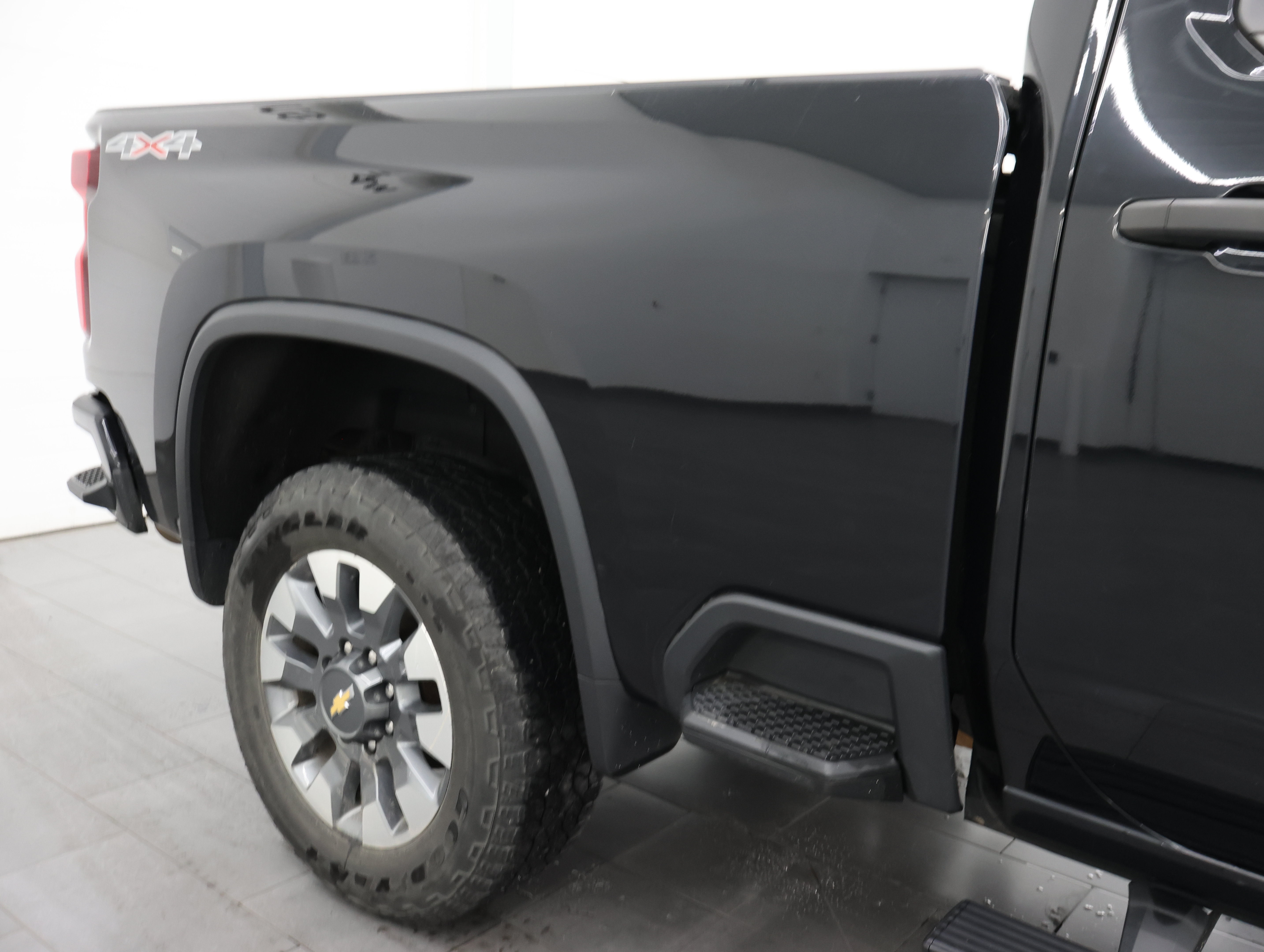 Used 2021 Chevrolet Silverado 2500 Custom w/ Custom Value Package AWD/4WD image 26