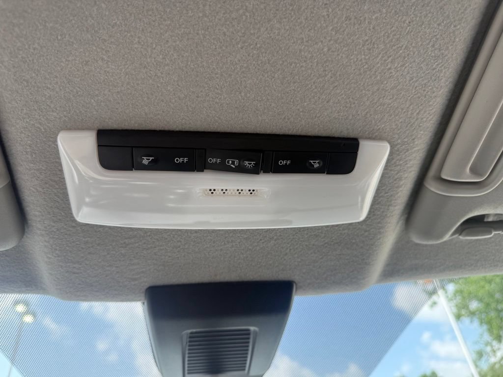 Used 2023 Nissan Kicks S FWD image 23