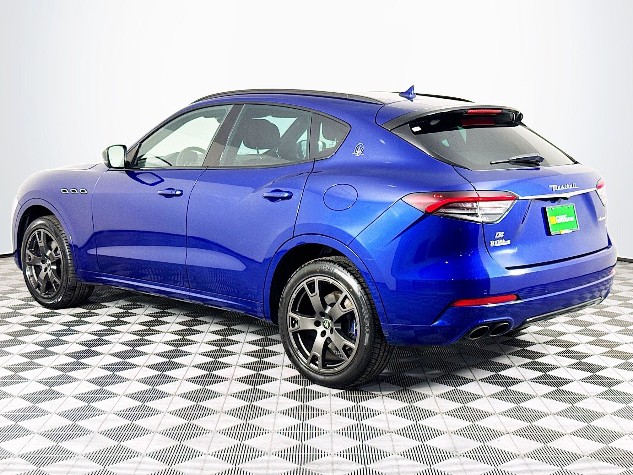 Used 2021 Maserati Levante image 6