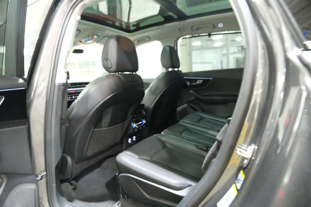 Used 2019 Audi Q7 3.0T Premium Plus w/ Premium Plus Package image 22