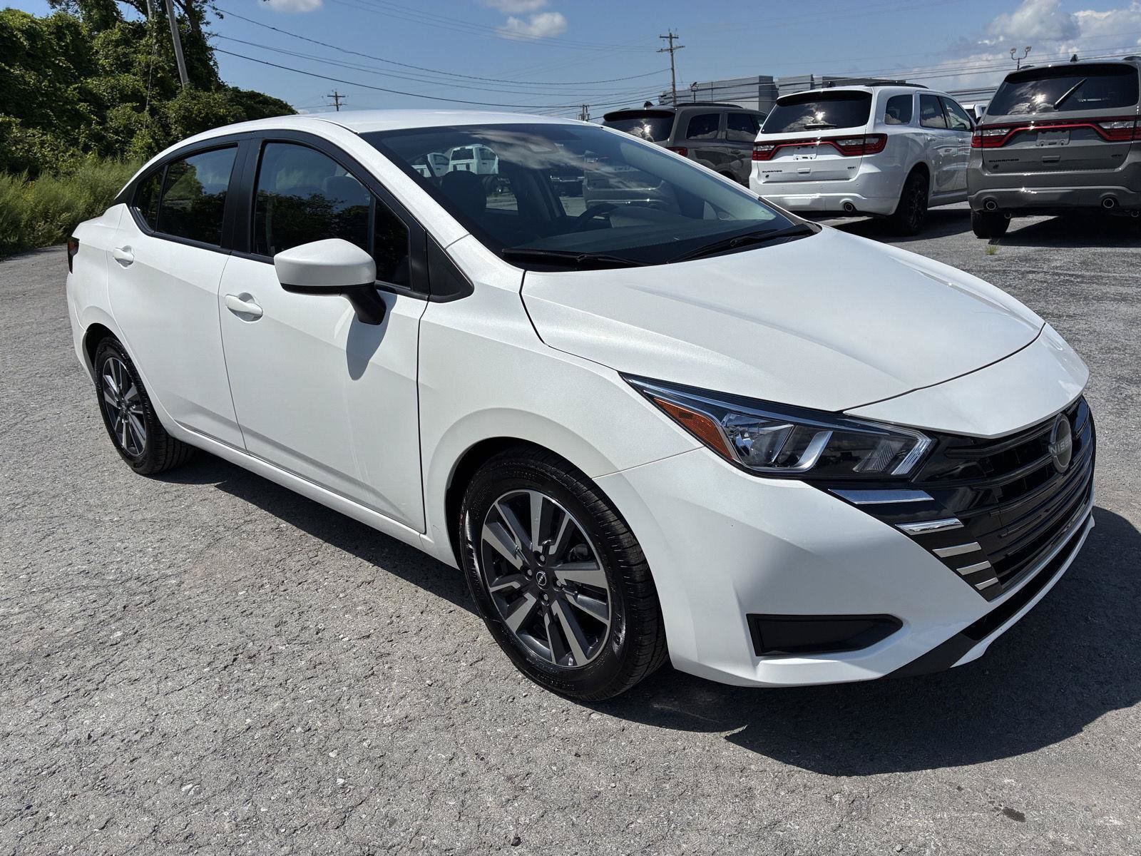 Used 2023 Nissan Versa SV FWD image 1