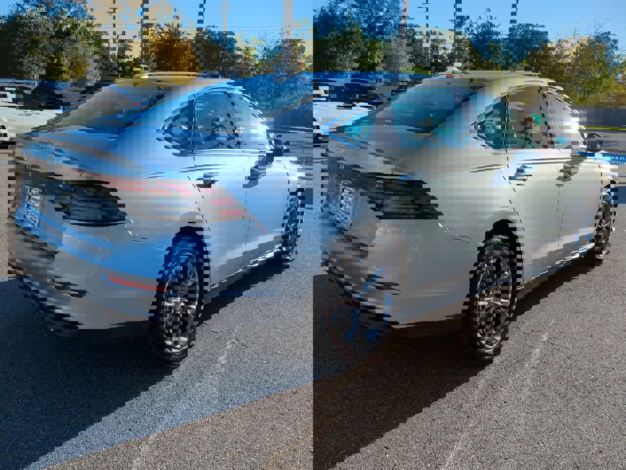 Used 2024 Honda Accord EX image 4