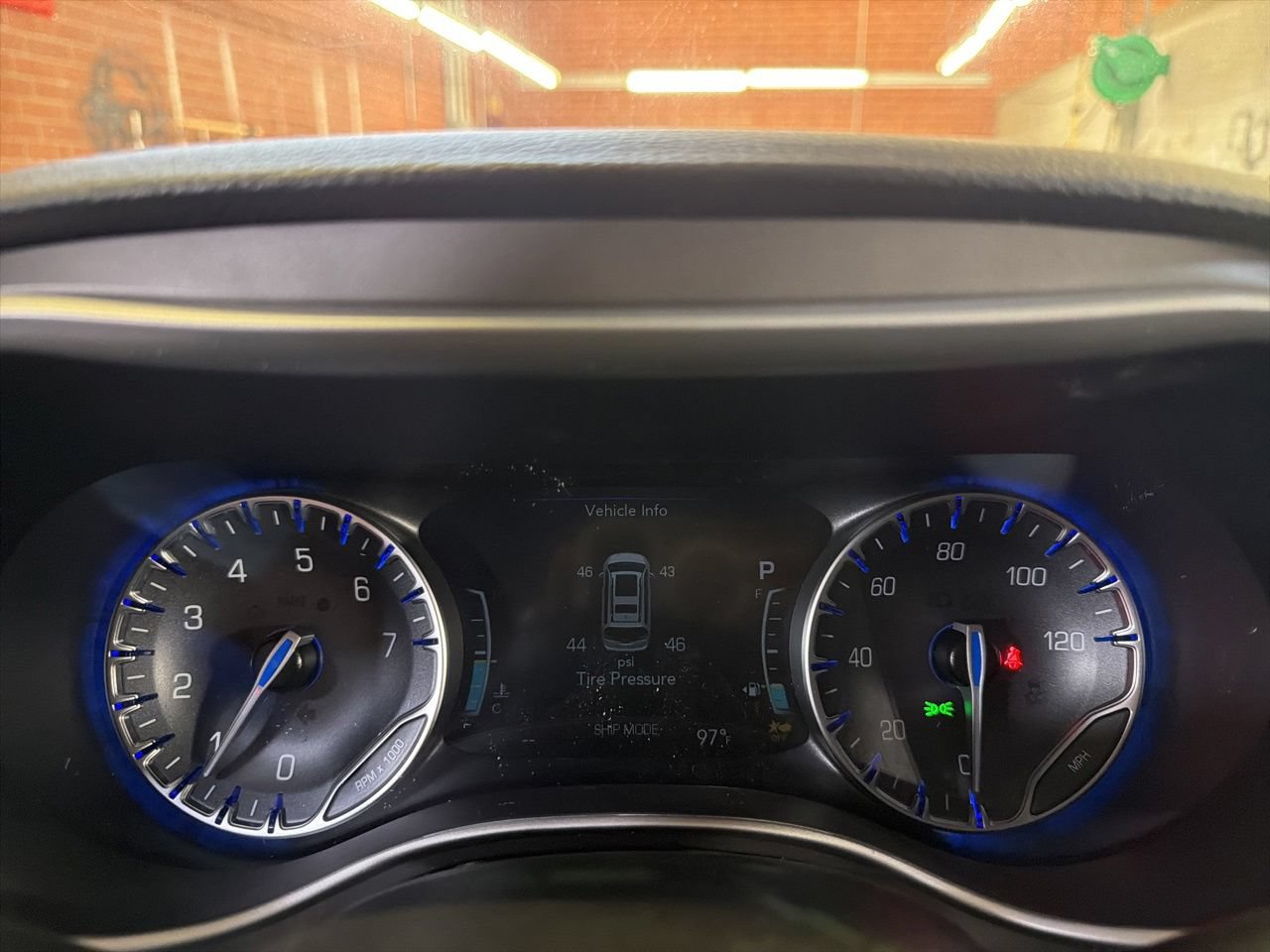 New 2027 Chrysler Pacifica Limited w/ S Appearance Package FWD image 26