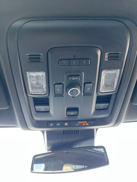 Used 2023 Chevrolet Tahoe RST w/ Luxury Package image 16