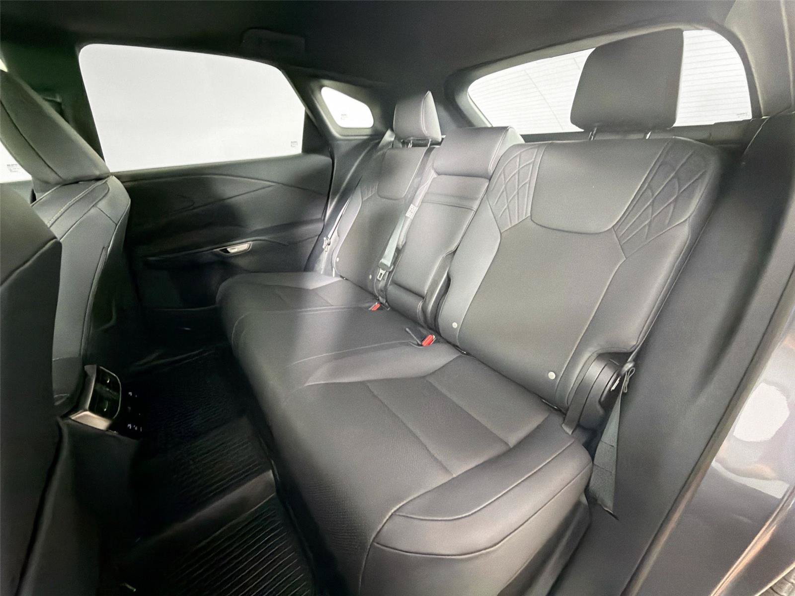 Used 2023 Lexus RX 350 Premium w/ Accessory Package (Z1) FWD image 25