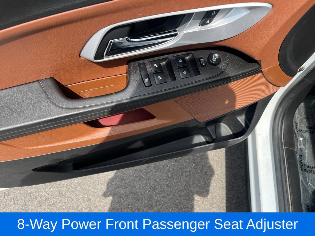 Used 2017 Chevrolet Equinox Premier w/ Enhanced Convenience Package AWD/4WD image 14