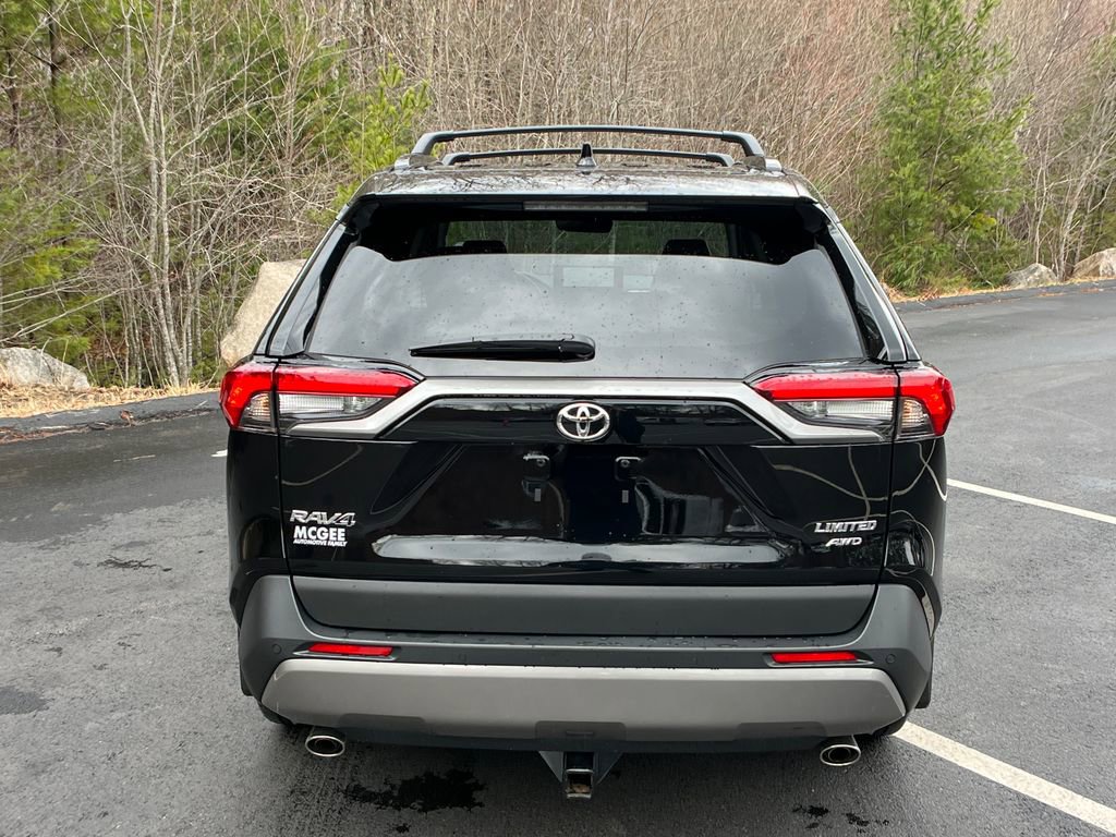 Used 2025 Toyota RAV4 Limited w/ Advanced Technology Package image 4